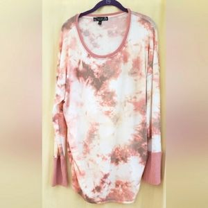Soft Tie Dye Maternity Top